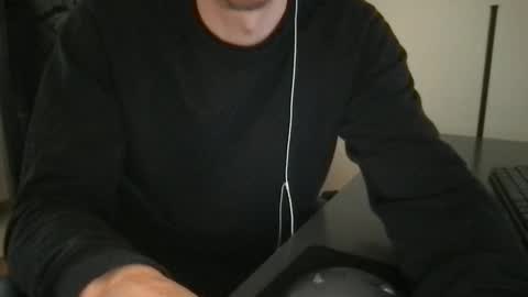 Snapshot of doctor_luv_69 chatting on April 15, 7:59 am doctor_luv_69 online show from April 15, 7:59 am