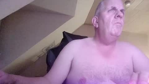 doggy2629 online show from October 25, 8:14 pm