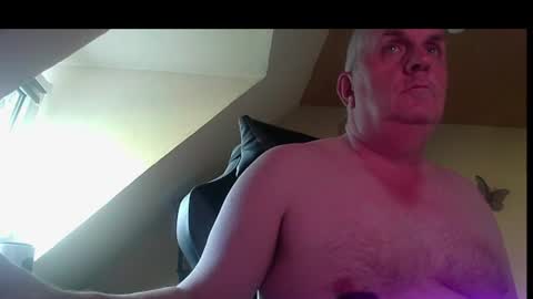 doggy2629 online show from June 18, 5:41 am