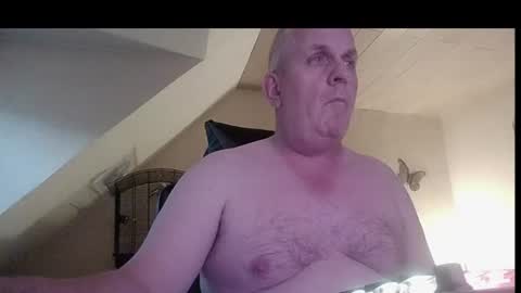 doggy2629 online show from July 27, 5:09 pm