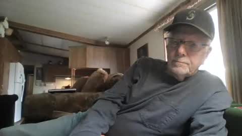 Snapshot of doingmyself69 chatting on April 13, 5:51 pm doingmyself69 online show from April 13, 5:51 pm