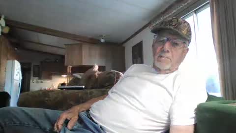 Snapshot of doingmyself69 chatting on June 2, 3:03 pm doingmyself69 online show from June 2, 3:03 pm