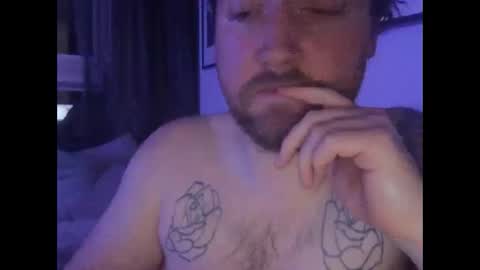 Snapshot of dolce555 chatting on December 24, 1:49 am dolce555 online show from December 24, 1:49 am