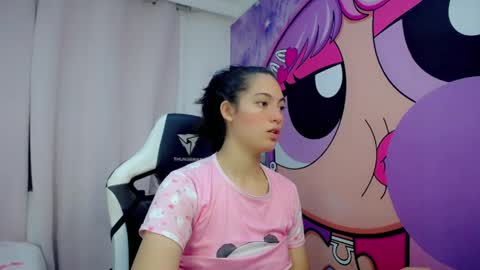 DOLCE XOXO online show from June 3, 2:33 pm