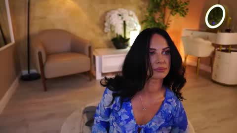 Monica online show from October 1, 9:26 am