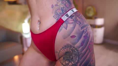 Monica online show from October 17, 9:23 am