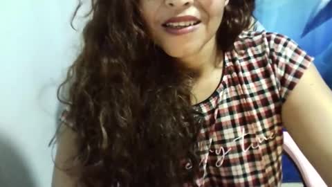 Snapshot of doll78latin chatting on January 4, 2:03 am doll78latin online show from January 4, 2:03 am