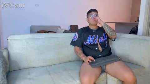 Snapshot of doll_and_sex chatting on March 16, 5:44 am Auro and Santiago online show from March 16, 5:44 am