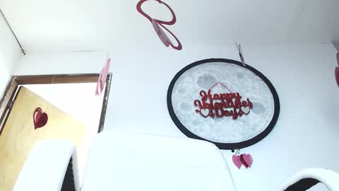 doll_and_thebrown online show from February 16, 1:24 am