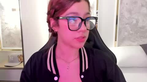 D  online show from September 24, 2:37 am