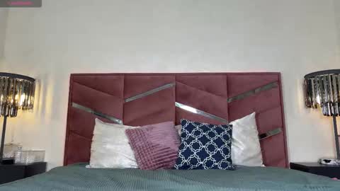 Dorothy Mayfield online show from September 27, 1:16 pm