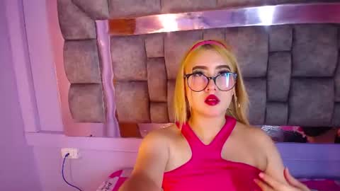 Kitty online show from July 7, 11:58 am