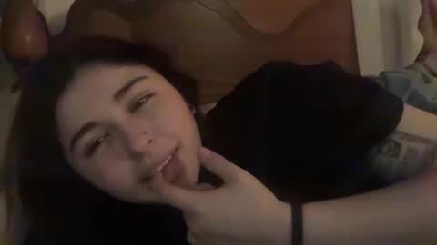 Doll online show from March 29, 3:28 am