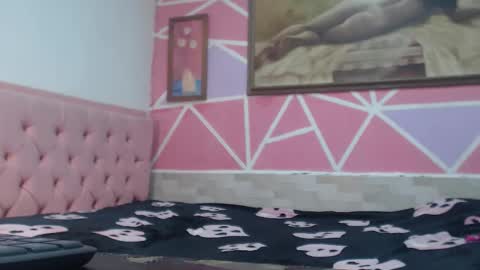 Snapshot of doll_rihana chatting on March 4, 9:10 pm doll rihana online show from March 4, 9:10 pm