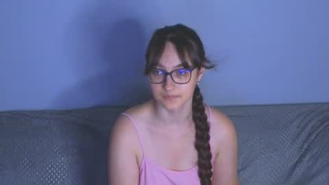 Tessa online show from June 29, 9:37 am