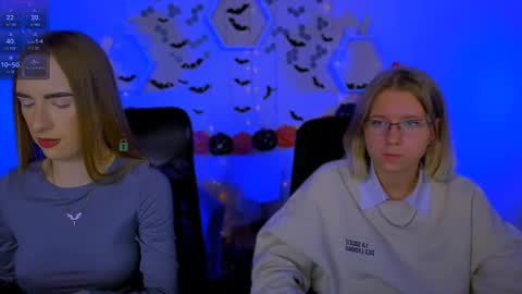 Snapshot of doll_vey chatting on November 3, 7:59 pm doll_vey online show from November 3, 7:59 pm