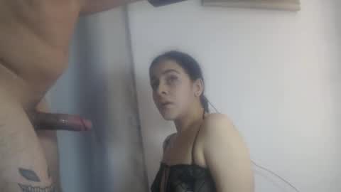 Snapshot of dollcyxxx chatting on December 17, 2:33 am jorge online show from December 17, 2:33 am