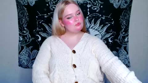 Miss Rose online show from March 14, 2:28 am