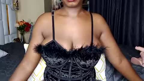Gee  Independent Model EATUTC3   11PM-3AM      2AM-6AM online show from July 11, 11:50 pm