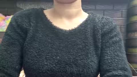 Snapshot of dollmeenu chatting on November 16, 5:07 pm dollmeenu online show from November 16, 5:07 pm