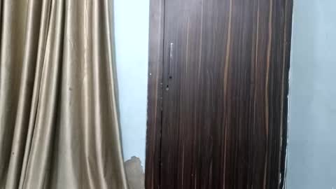 dollmeenu online show from January 16, 4:22 pm