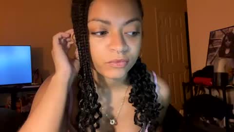 dollpart_ online show from June 30, 2:12 am