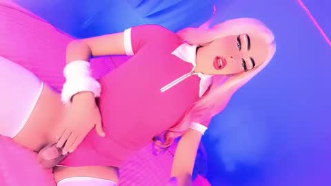 Snapshot of dolls_angel chatting on March 24, 7:24 am dolls_angel online show from March 24, 7:24 am