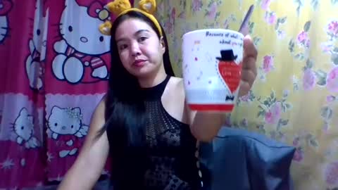 dolly_cute28 online show from February 4, 8:28 pm