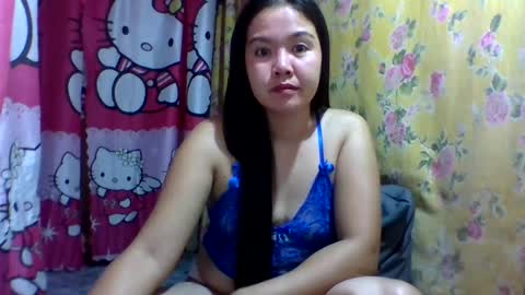 dolly_cute28 online show from February 18, 8:36 pm