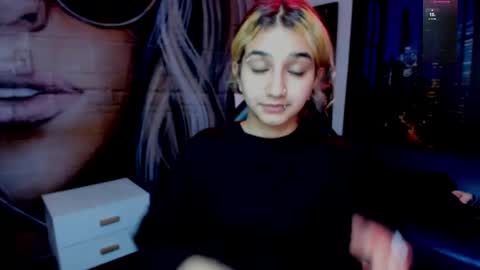 Dolly pocket online show from March 24, 9:09 pm