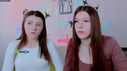 Snapshot of dolly_sunshine chatting on March 17, 6:06 am dolly_sunshine online show from March 17, 6:06 am