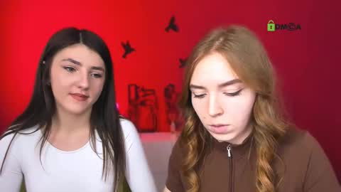 Snapshot of dolly_sunshine chatting on March 26, 12:33 pm dolly_sunshine online show from March 26, 12:33 pm