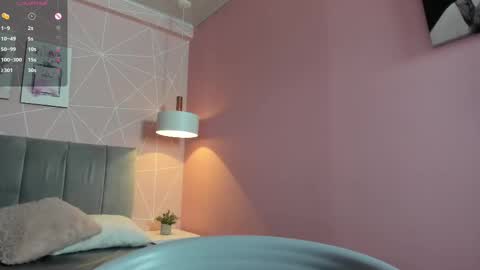 Call me Zoe  online show from February 18, 8:27 am