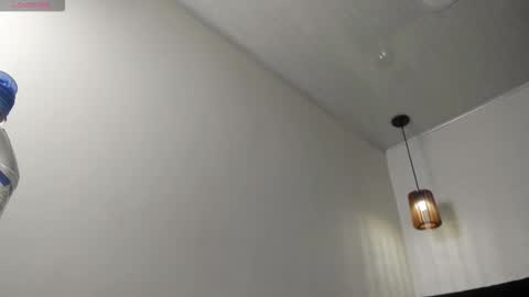 Call me Zoe  online show from March 18, 5:10 am