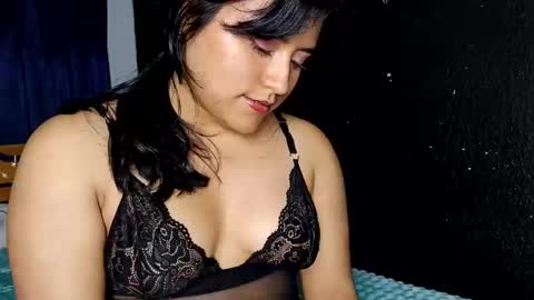 dollywdoll online show from June 2, 3:19 am