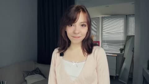 i am Alice online show from July 29, 10:57 am