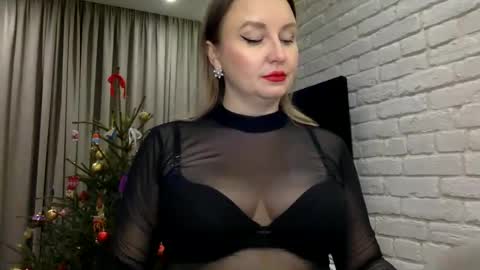 DOM MUMMY online show from January 2, 6:12 pm