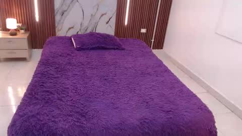 Snapshot of domenica_west chatting on October 1, 12:22 pm domenica online show from October 1, 12:22 pm