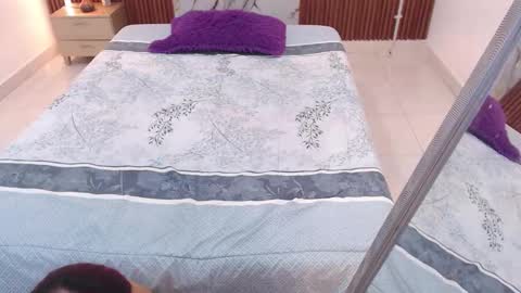 Snapshot of domenica_west chatting on October 8, 12:14 pm domenica online show from October 8, 12:14 pm