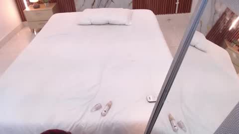 Snapshot of domenica_west chatting on October 18, 12:39 pm domenica online show from October 18, 12:39 pm