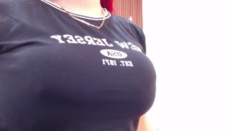 Snapshot of domenica_west chatting on November 22, 12:15 pm domenica online show from November 22, 12:15 pm