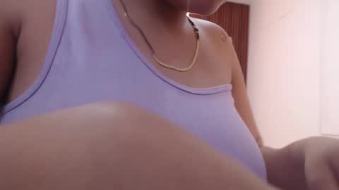 Snapshot of domenica_west chatting on November 29, 12:41 pm domenica online show from November 29, 12:41 pm