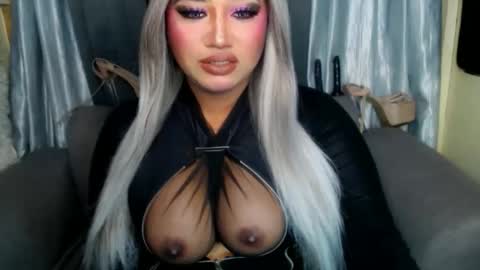 Snapshot of dominant10inchcock chatting on November 17, 9:48 am dominant10inchcock online show from November 17, 9:48 am