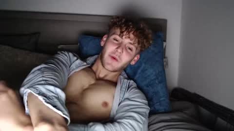 Alex...  online show from December 24, 10:39 pm