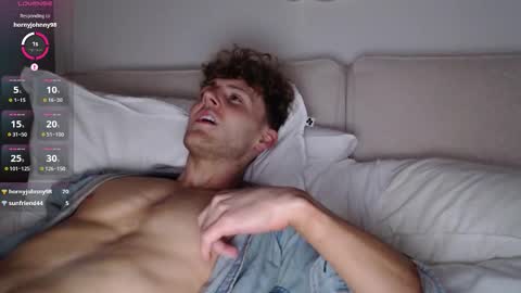 Snapshot of dominantalex182 chatting on February 27, 3:12 pm Alex... online show from February 27, 3:12 pm