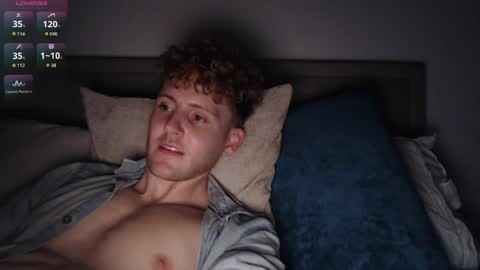 Snapshot of dominantalex182 chatting on April 10, 4:12 pm Alex... online show from April 10, 4:12 pm