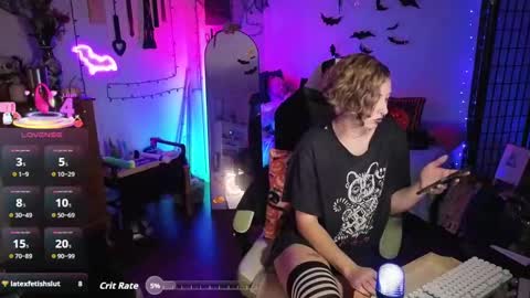 Bigbearnbunnyboy online show from November 6, 11:37 pm