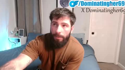 Snapshot of dominatingher69 chatting on December 31, 4:38 am dominatingher69 online show from December 31, 4:38 am