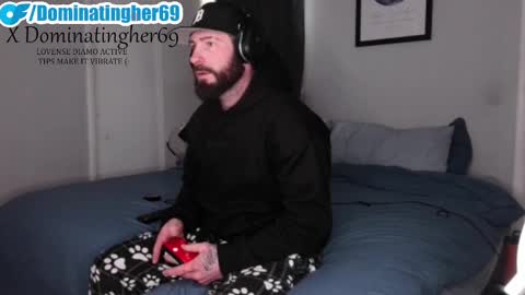 Snapshot of dominatingher69 chatting on February 19, 1:28 pm dominatingher69 online show from February 19, 1:28 pm