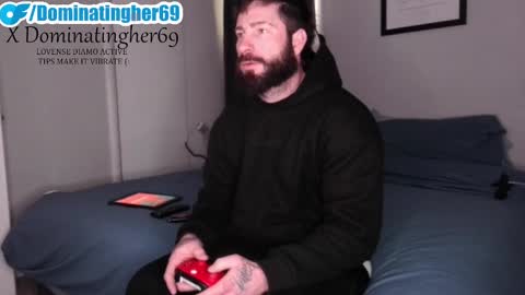 Snapshot of dominatingher69 chatting on February 26, 1:52 pm dominatingher69 online show from February 26, 1:52 pm